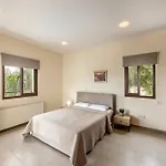 Villa Melisos *