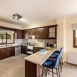 Villa Melisos *